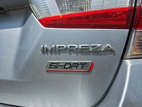 Used 2017 Subaru Impreza 2.0i Sport w/ Popular Package #3 AWD/4WD image 5