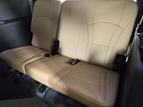 Used 2020 Buick Enclave Essence w/ Trailering Package, 5000 lbs. image 17