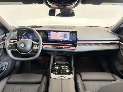 Used 2026 BMW 540i xDrive w/ Executive Package AWD/4WD image 17