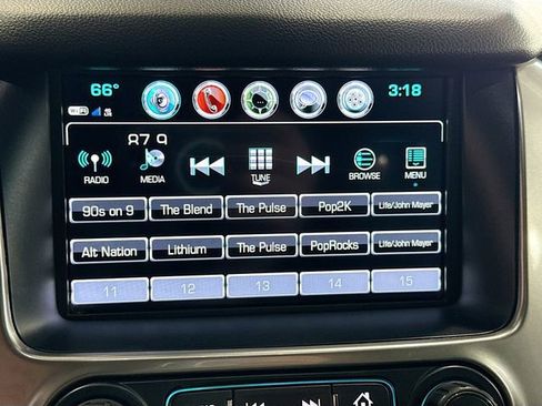 Used 2020 Chevrolet Tahoe Premier AWD/4WD image 16