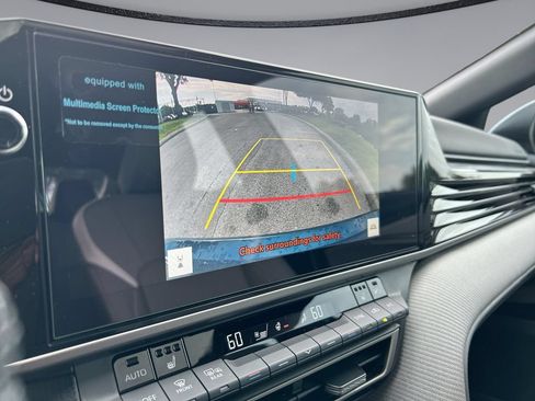 Used 2025 Toyota Camry SE w/ Multimedia Upgrade Package FWD image 23