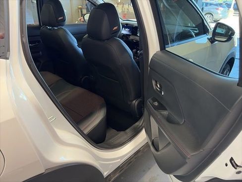 Certified 2025 Nissan Kicks SR w/ SR Premium Package AWD/4WD image 14