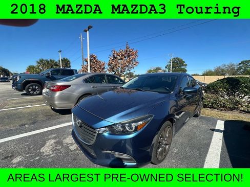 Used 2018 MAZDA MAZDA3 Touring image 3