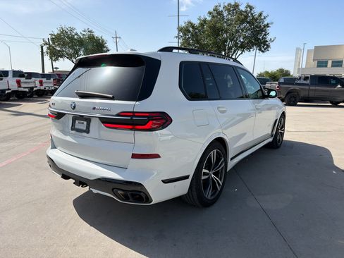 Used 2023 BMW X7 M60i AWD/4WD image 4