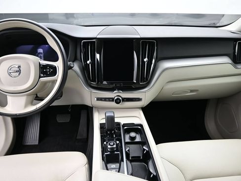 Used 2024 Volvo XC60 B5 Core w/ Protection Package Premier AWD/4WD image 13