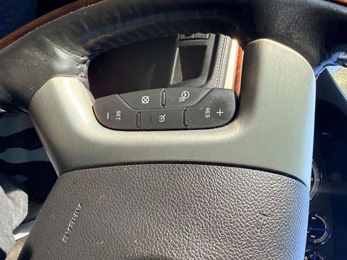 Used 2012 Cadillac Escalade ESV Platinum image 29