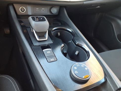 Certified 2023 Nissan Rogue S image 20