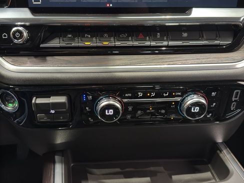 New 2026 GMC Sierra 1500 SLT w/ SLT Premium Plus Package image 34