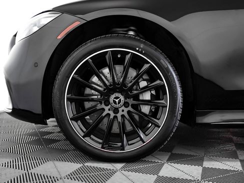 Certified 2023 Mercedes-Benz S 500 4MATIC image 6