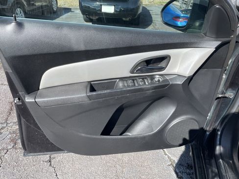 Used 2012 Chevrolet Cruze LS w/ Connectivity Package image 9