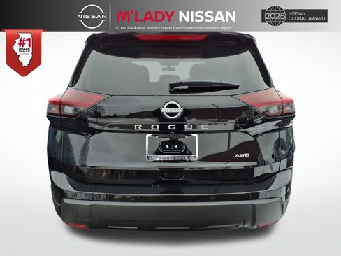 New 2026 Nissan Rogue S image 6