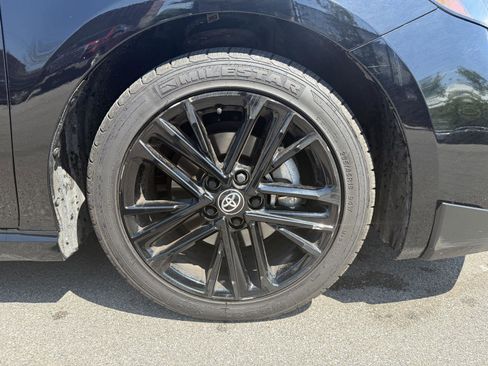 Used 2025 Toyota Camry SE FWD image 14