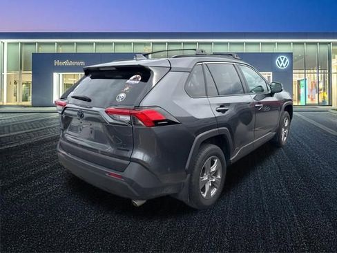 Used 2023 Toyota RAV4 LE AWD/4WD image 9