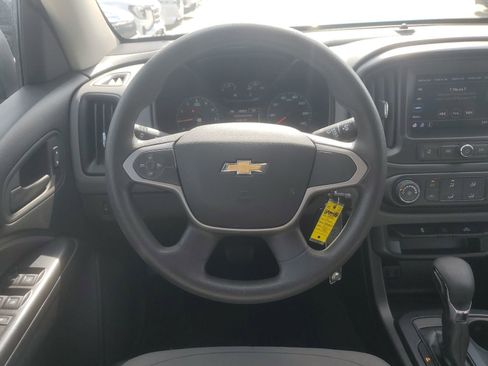 Used 2022 Chevrolet Colorado W/T w/ WT Convenience Package image 11