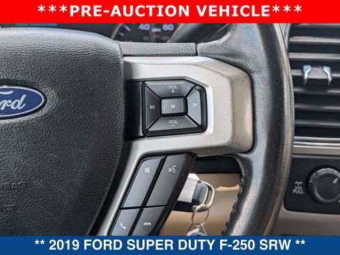 Used 2019 Ford F250 Lariat w/ Lariat Value Package AWD/4WD image 26