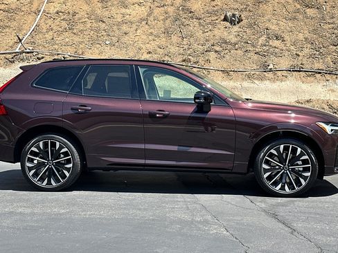 New 2026 Volvo XC60 B5 Ultra AWD/4WD image 3