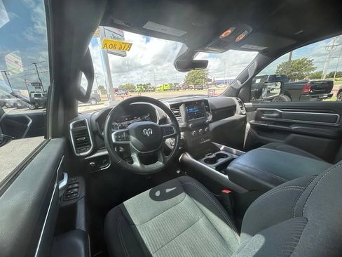 Used 2022 RAM 1500 Big Horn AWD/4WD image 8
