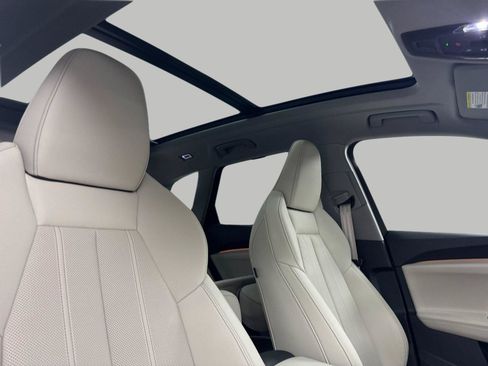 Certified 2025 Audi Q5 Premium w/ Premium Plus AWD/4WD image 17