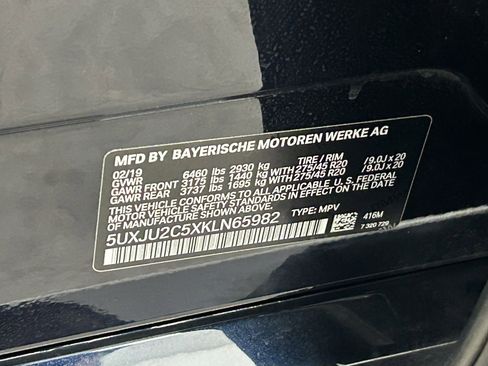 Used 2019 BMW X5 xDrive50i w/ M Sport Package image 32