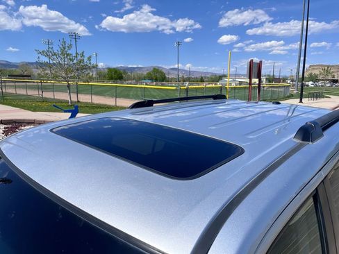 Used 2011 Honda Pilot EX-L image 9