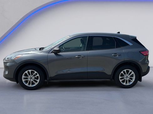 Used 2022 Ford Escape SE w/ Cold Weather Package AWD/4WD image 3