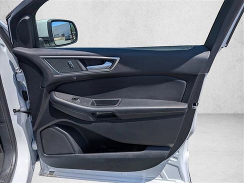 Used 2024 Ford Edge SEL AWD/4WD image 24