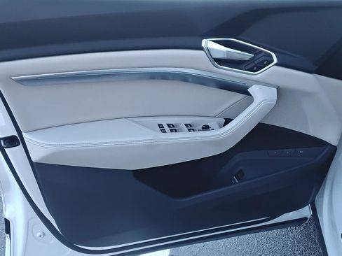 Certified 2023 Audi e-tron Premium w/ Convenience Plus Package image 14