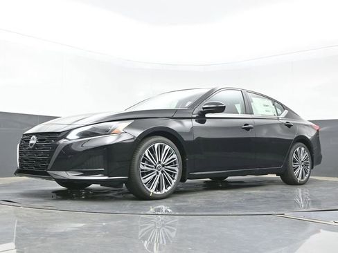 New 2026 Nissan Altima 2.5 SV w/ SV Premium Package FWD image 20