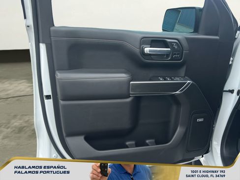 Used 2020 GMC Sierra 1500 AT4 w/ AT4 Preferred Package AWD/4WD image 10