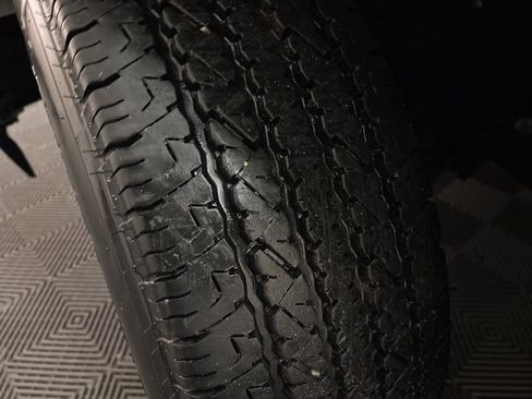 Used 2023 Chevrolet Express 3500 Extended w/ Driver Convenience Package image 23