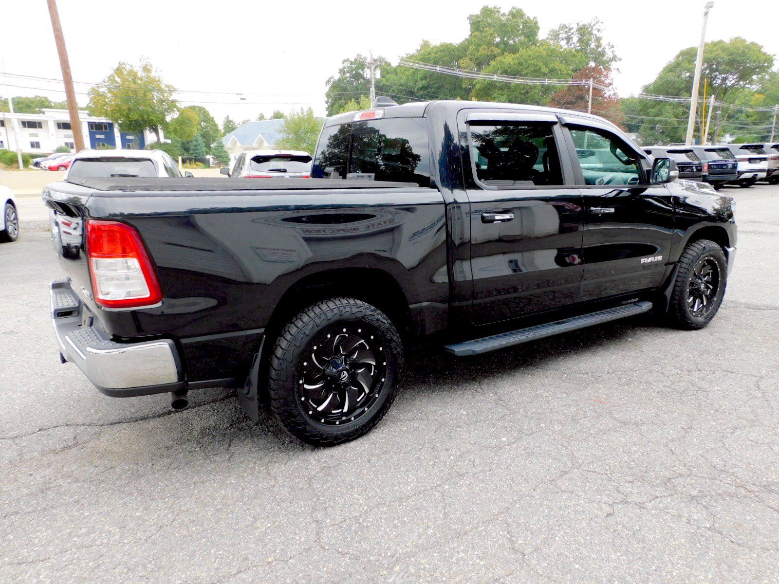 Used 2019 RAM 1500 Big Horn AWD/4WD image 5