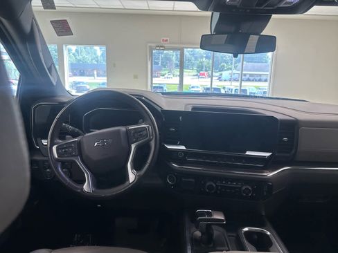 Used 2023 Chevrolet Silverado 1500 RST AWD/4WD image 24