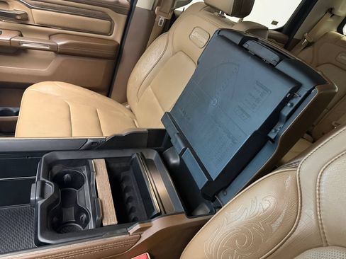 Used 2019 RAM 1500 Limited AWD/4WD image 32