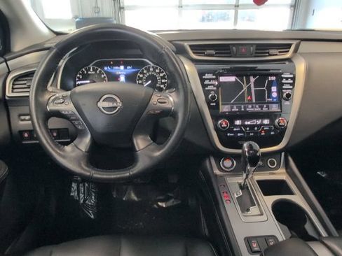 Used 2024 Nissan Murano SV AWD/4WD image 16