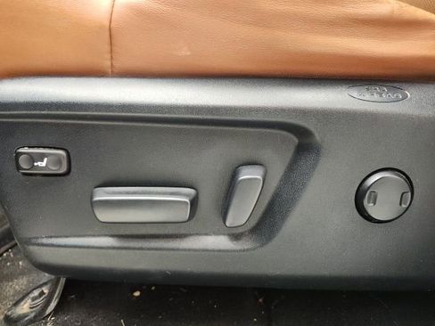 Used 2018 Toyota Tundra 1794 Edition image 14