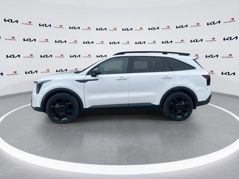 Certified 2025 Kia Sorento SX AWD/4WD image 5