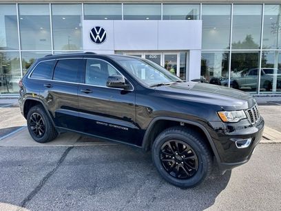 Used 2021 Jeep Grand Cherokee Laredo w/ Security & Convenience Group