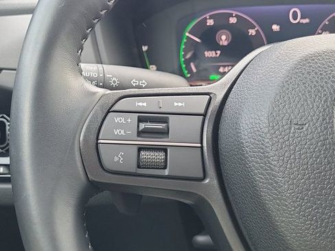 Used 2025 Honda Accord Sport image 19