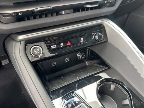 New 2025 Audi Q5 Premium image 24