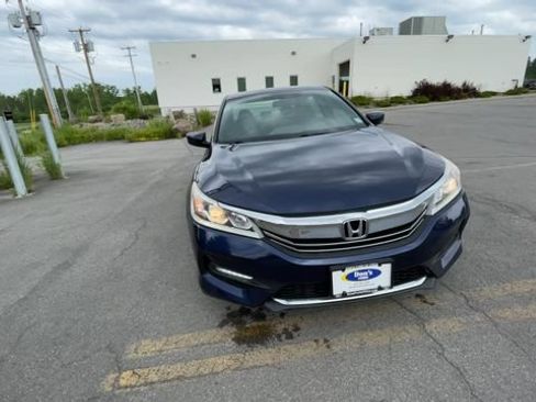 Used 2017 Honda Accord Sport Special Edition image 3