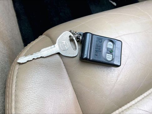 Used 1999 MAZDA MX-5 Miata Touring image 13