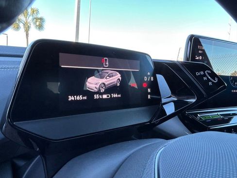 Used 2023 Volkswagen ID.4 Pro S image 21