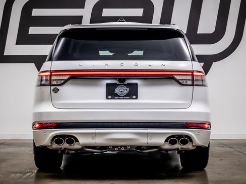 Used 2026 Lincoln Aviator Reserve w/ Jet Appearance Package RWD image 10