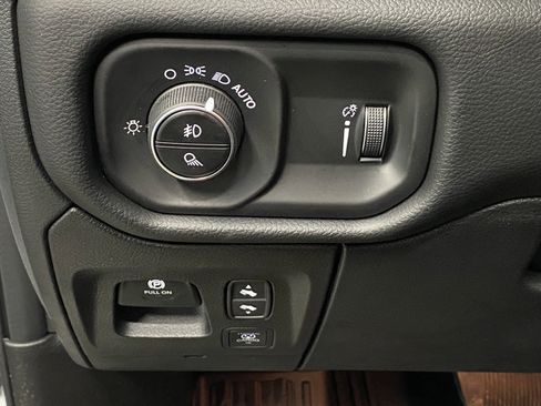 New 2026 RAM 1500 Big Horn w/ Night Edition AWD/4WD image 23