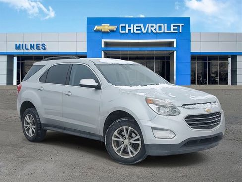 Used 2017 Chevrolet Equinox LT w/ Convenience Package image 1