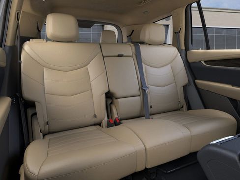 New 2025 Cadillac XT6 Sport w/ Platinum Package image 17