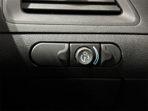 Used 2012 Chevrolet Malibu LT image 17