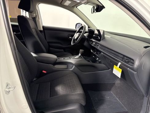 New 2026 Honda HR-V LX image 21