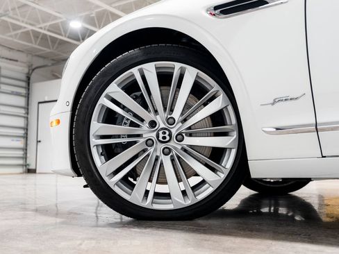 Used 2023 Bentley Flying Spur W12 AWD/4WD image 90