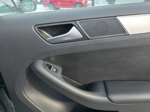 Used 2014 Volkswagen Jetta SE image 19